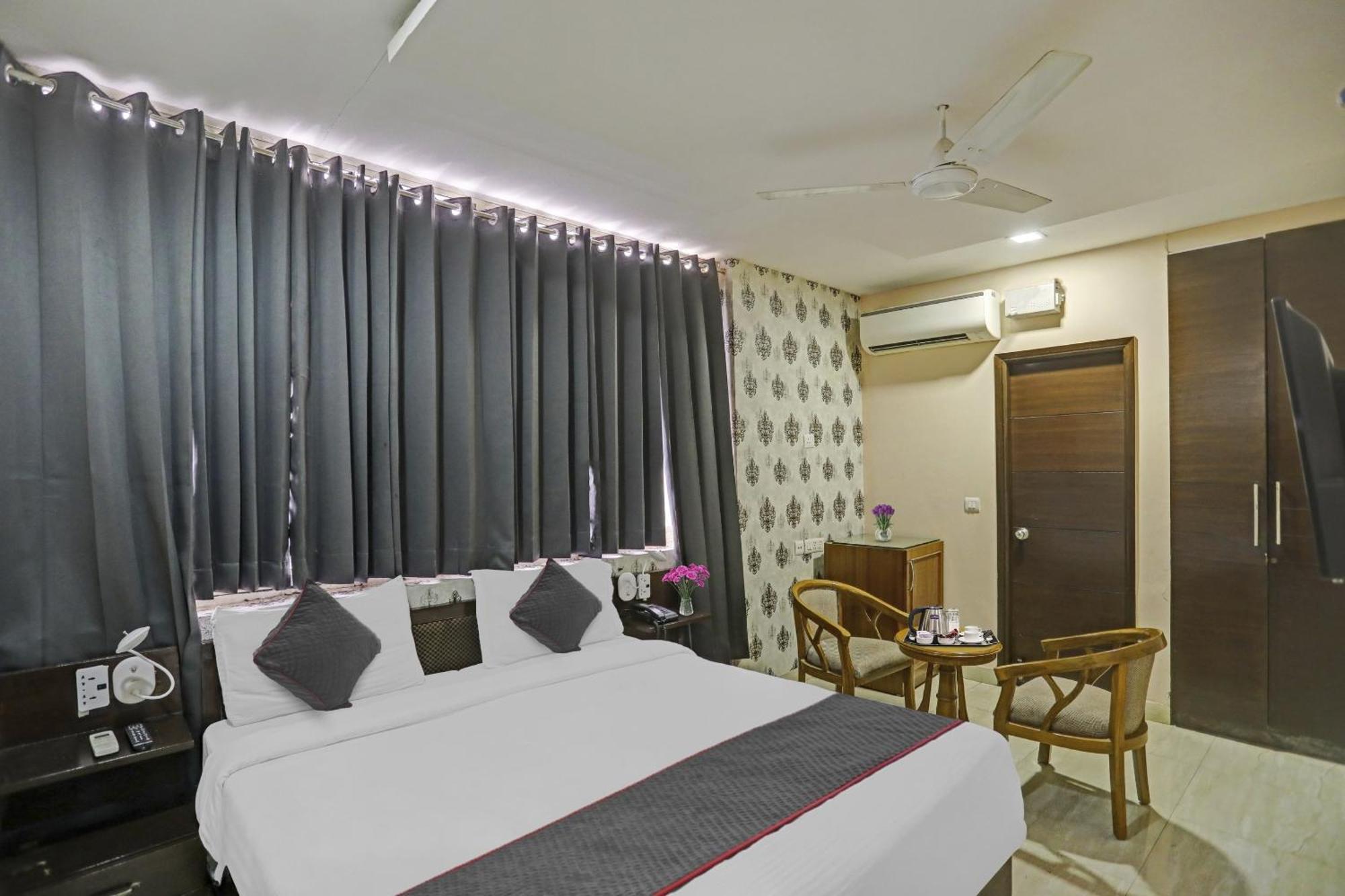 Hotel O Shivam Guest House New Delhi Bagian luar foto